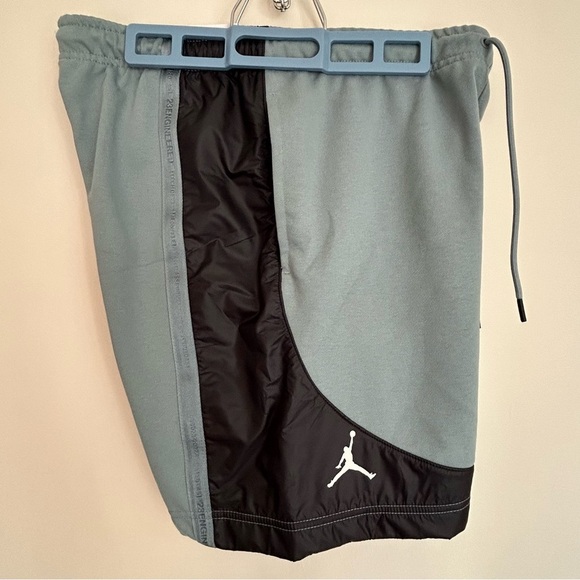 Jordan 23 Engineered Shorts - Picture 4 of 9